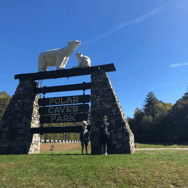 The larg polar caves nh sign